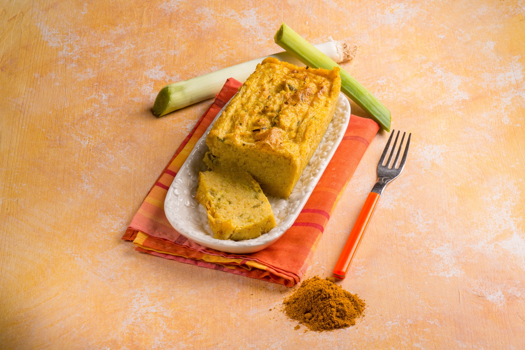 vegetarian cake with leek and curry