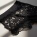 découvrez les culottes iconiques de la senza, alliant confort et sensualité. explorez notre sélection de lingerie sexy qui séduit toutes les femmes et sublime chaque silhouette. adoptez le style la senza pour une touche d'élégance irrésistible.